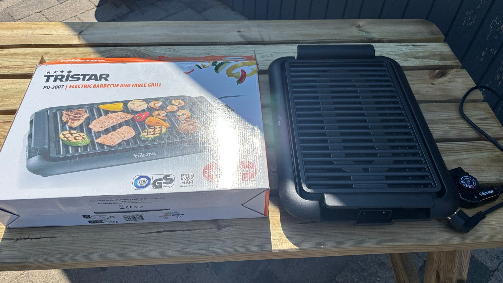 Tristar PD-3807 Elektrische Barbecue en Tafelgrill, Ophalen, Zo goed als nieuw