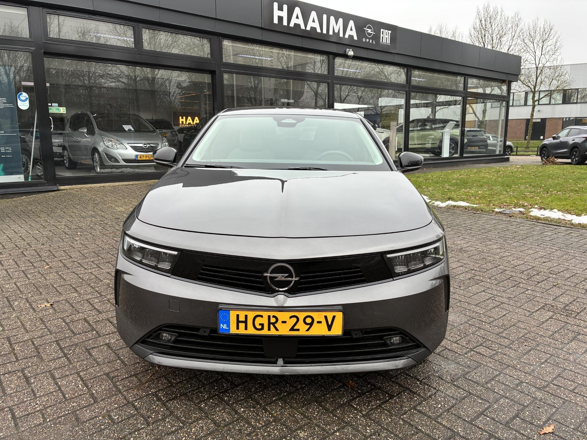 Opel Astra 1.2 Turbo 110pk Business Edition | Navigatie | Ac, Voorwielaandrijving, Stof, 1250 kg, Euro 6