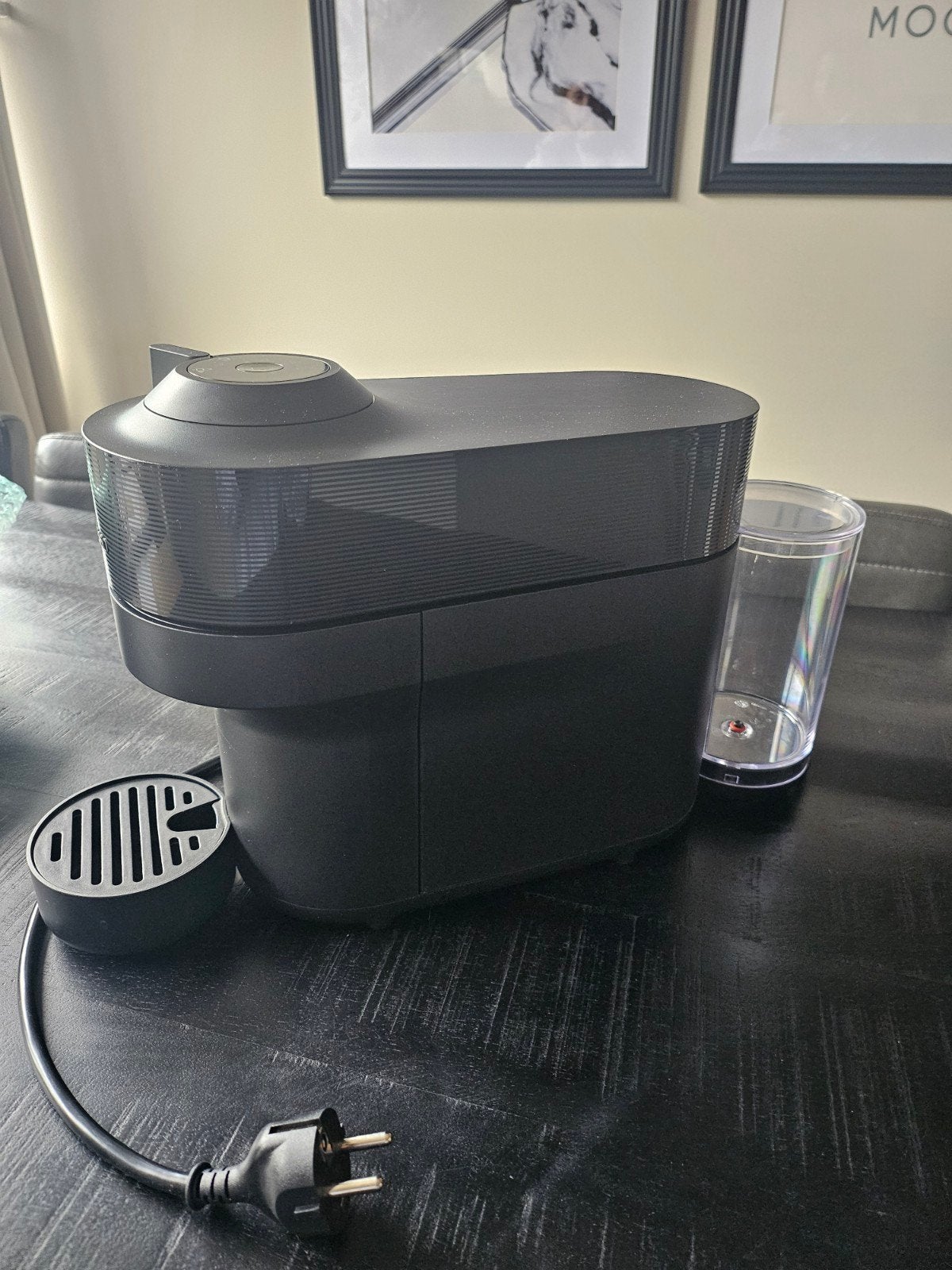 Nespresso Vertuo Koffiezetapparaat, Koffiemachine, Ophalen of Verzenden, Zo goed als nieuw, 1 kopje