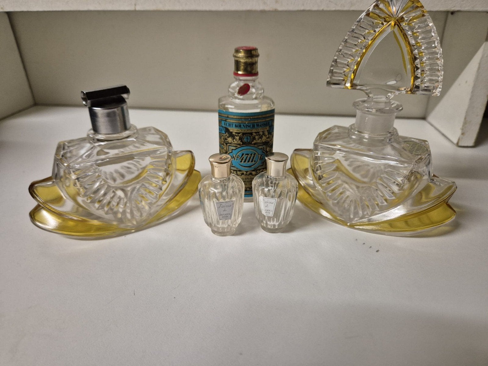 Antieke parfum flesjes IZGST NOSTALGIE, Antiek en Kunst, Ophalen of Verzenden