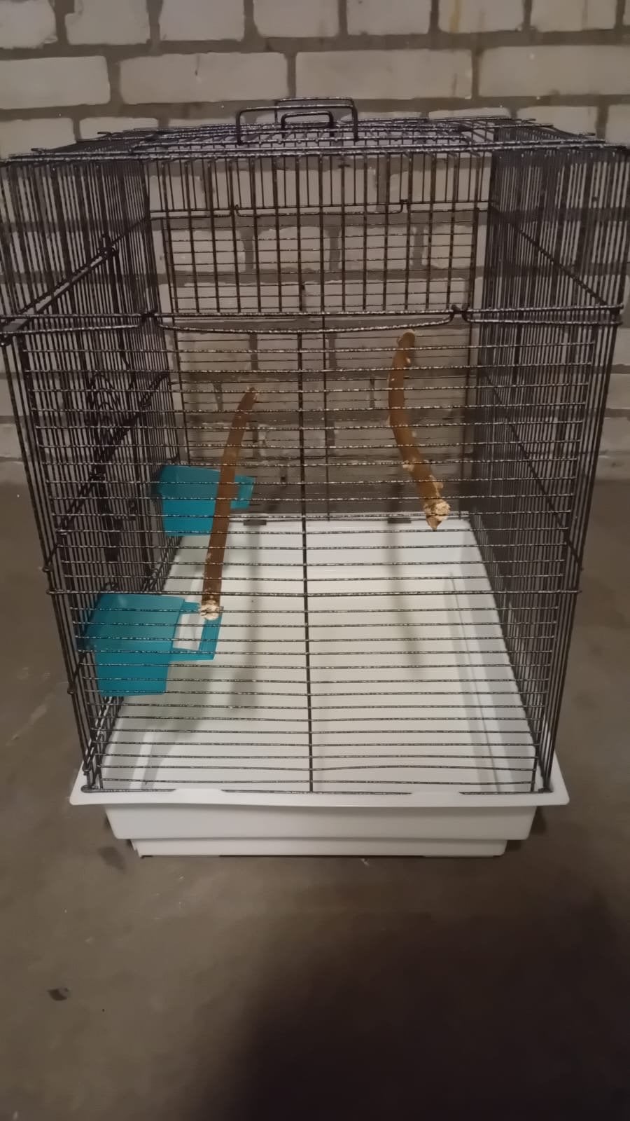 Een zwart grijze witte vogel kooi, Ophalen, Zo goed als nieuw, Overige materialen, Vogelkooi