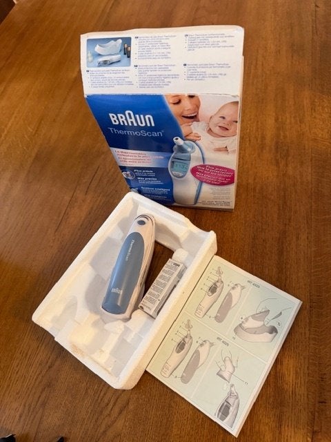 Te Koop: Braun Oorthermometer, Ophalen, Zo goed als nieuw