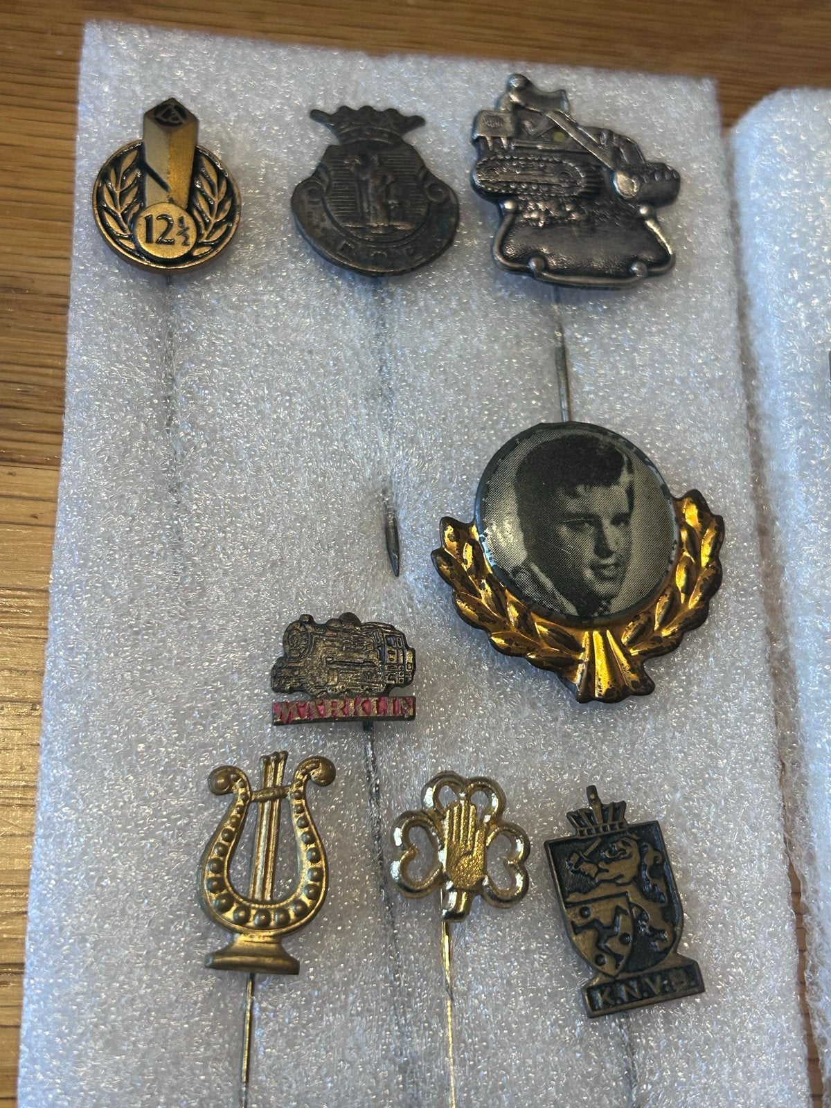 Verzameling van 24 Vintage Speldjes, Verzamelen, Ophalen of Verzenden, Gebruikt, Overige onderwerpen, Speldje of Pin