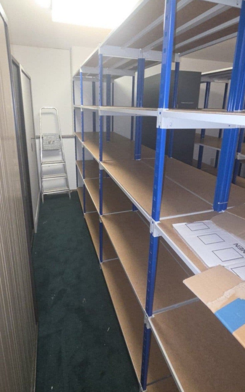 Complete Archiefstelling - 25m lang, 2m hoog, 50cm diep