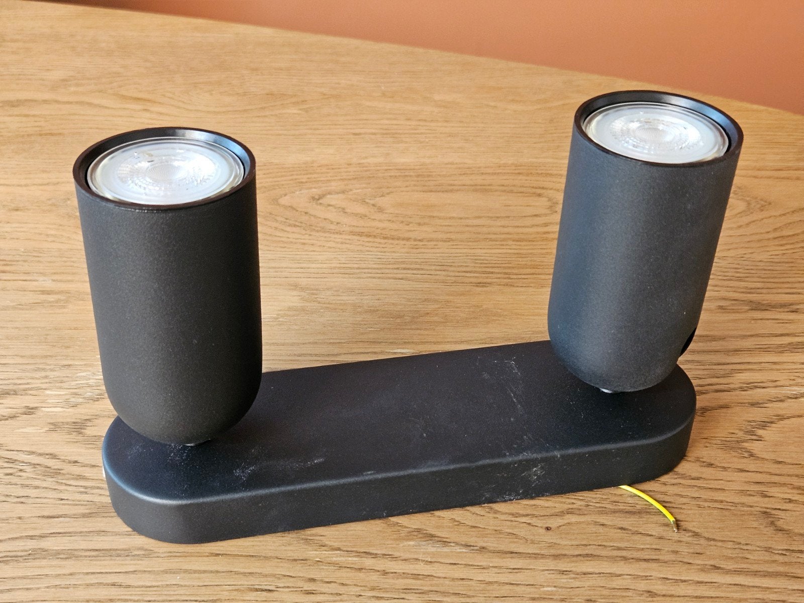 3 zwarte lampen met elk 2 spots - los of als set, Huis en Inrichting, Lampen | Spots, Ophalen, Gebruikt, Geschikt voor plafondmontage