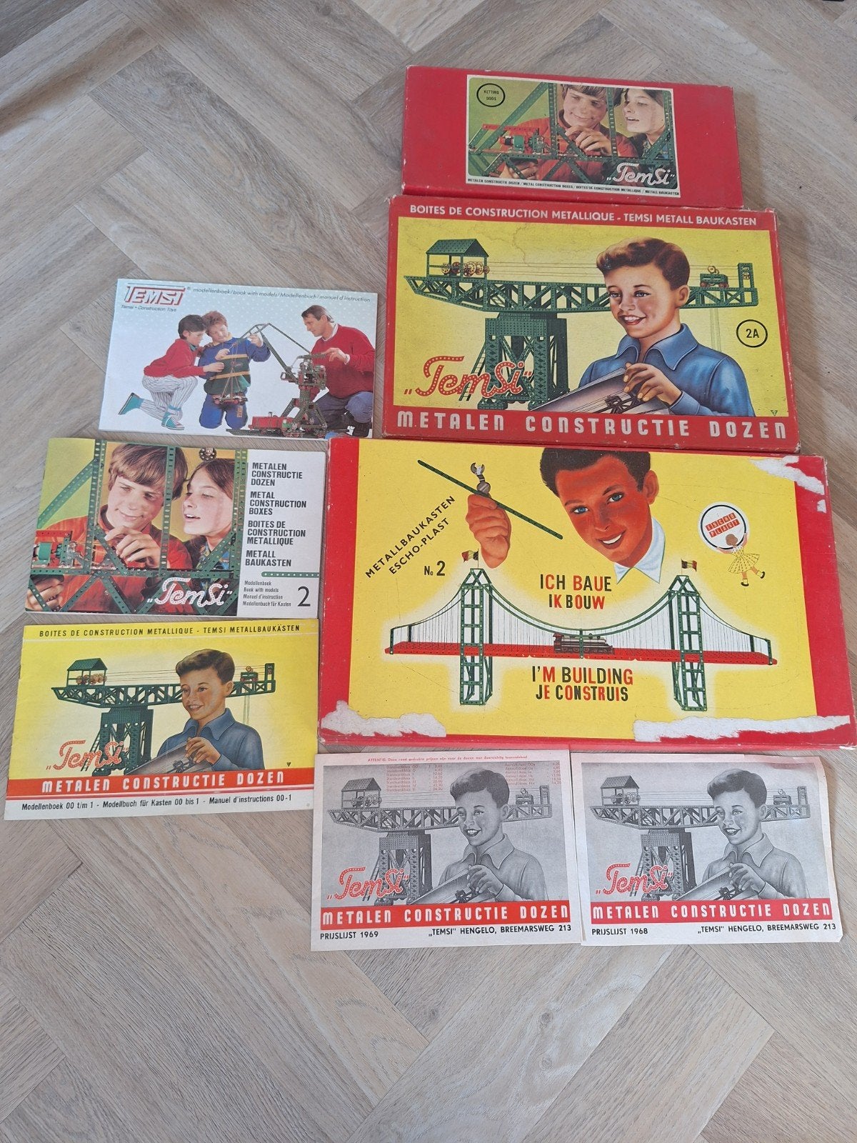 Temsi Metaal Constructie Dozen met Folders en Prijslijsten, Ophalen of Verzenden