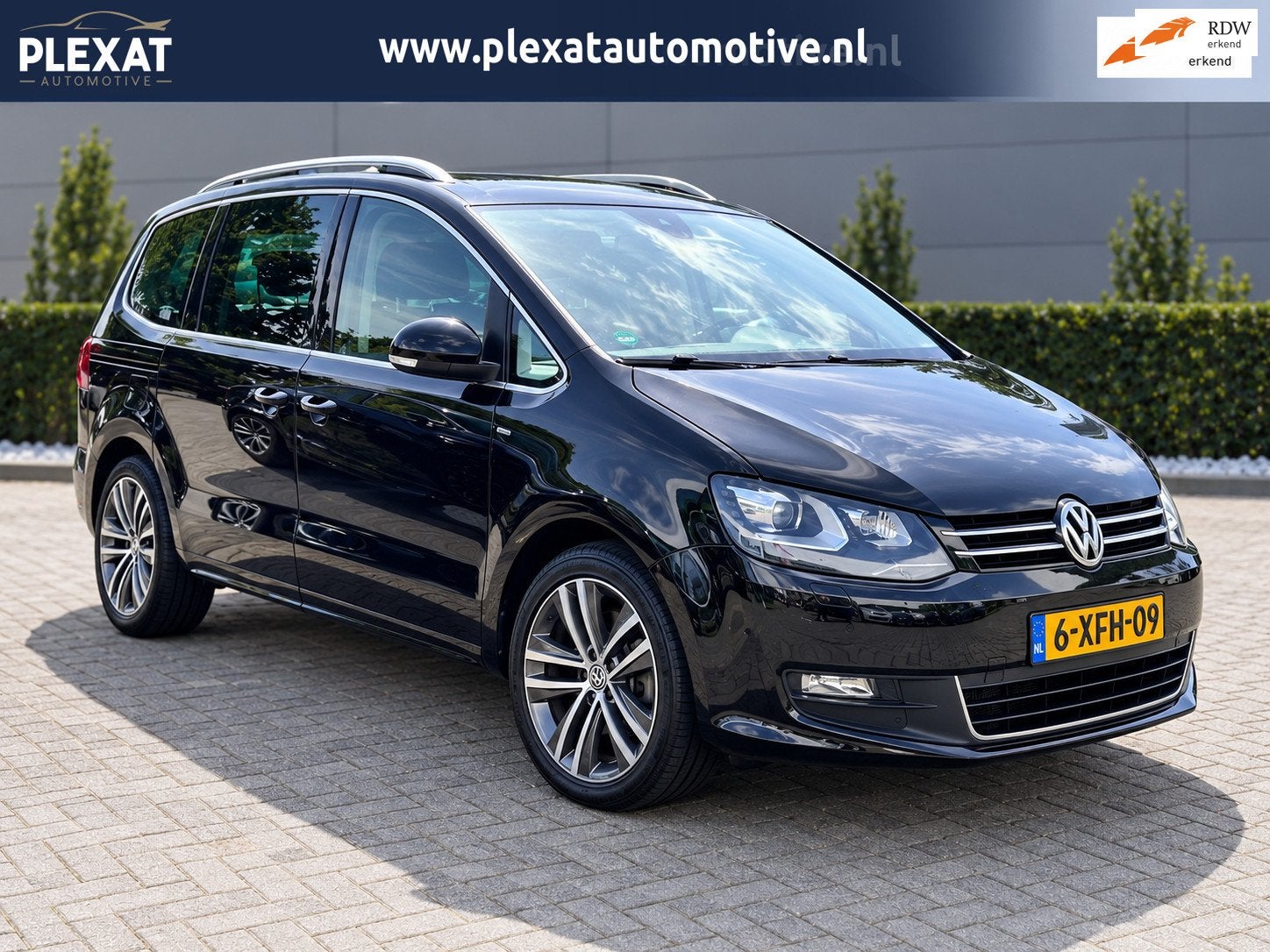 Volkswagen Sharan 2.0 TSI 200PK Highline 7-Persoons DSG. | X, Auto's, Stof, Zwart, 7 stoelen, Zwart