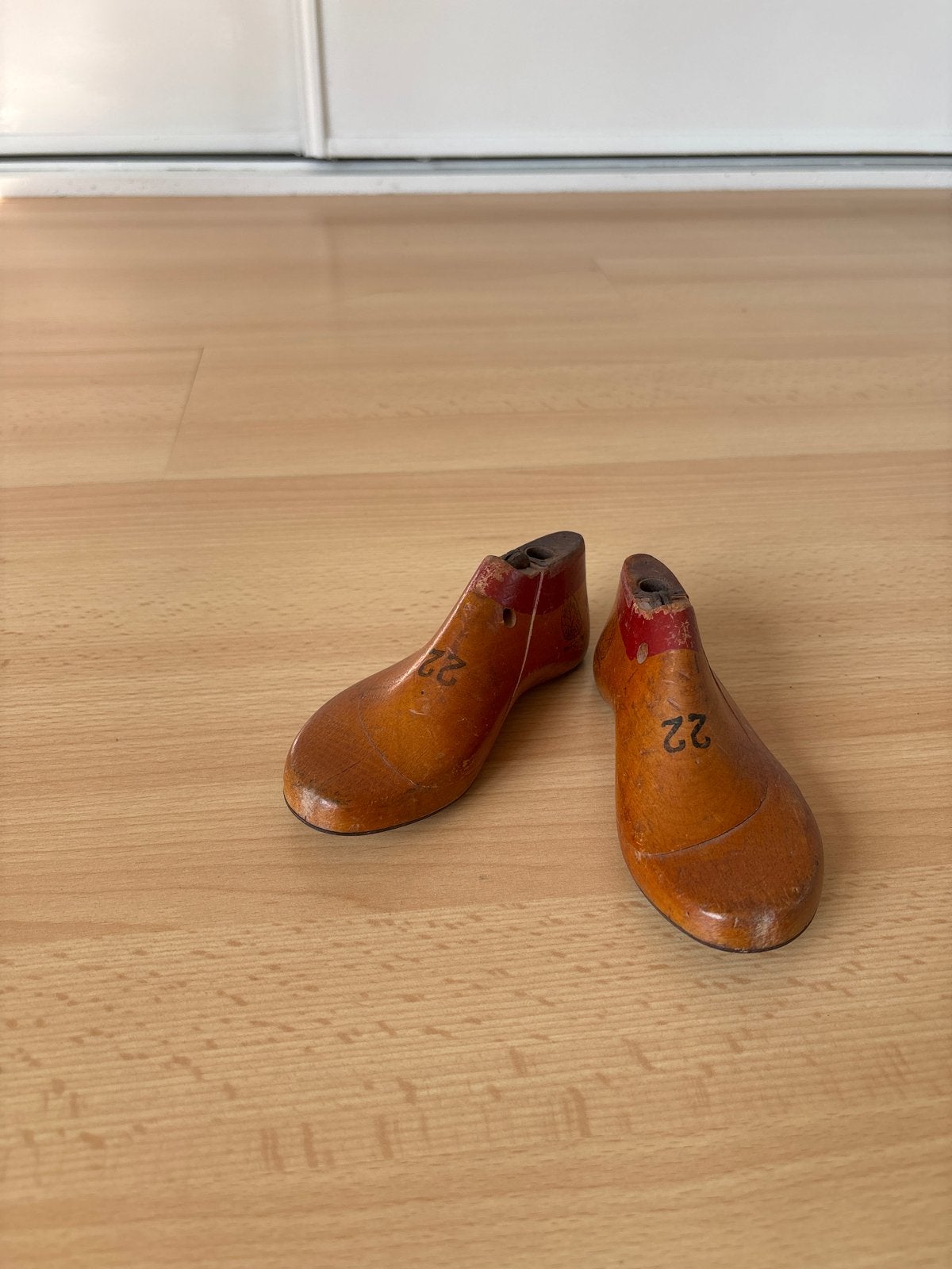 Oude houten schoenmallen, klein kindermaatje 22, Ophalen of Verzenden