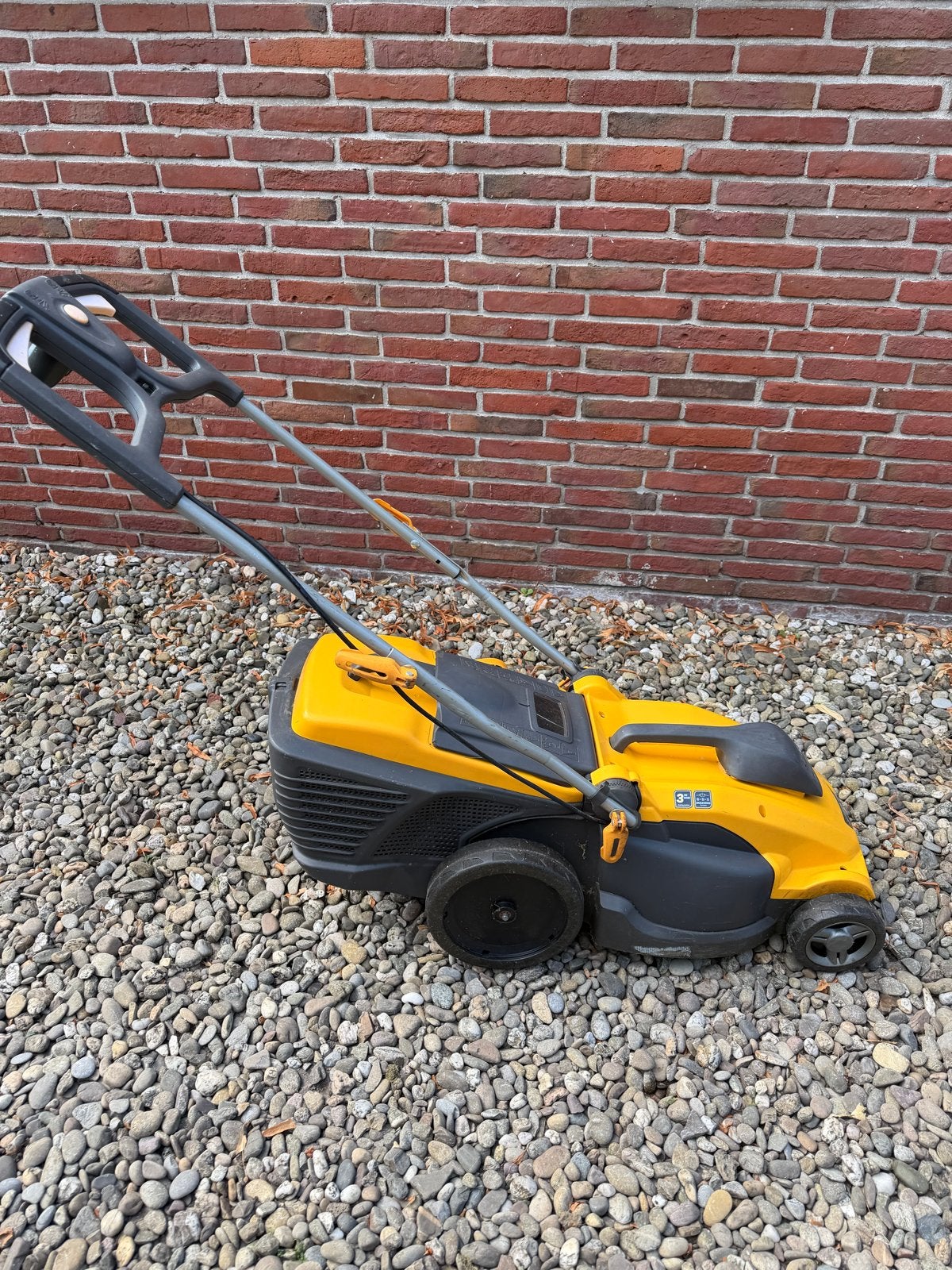 Stiga Combi 48 ES Elektrische Grasmaaier, Ophalen, Cirkelmaaier, Gebruikt, Elektrische grasmaaier