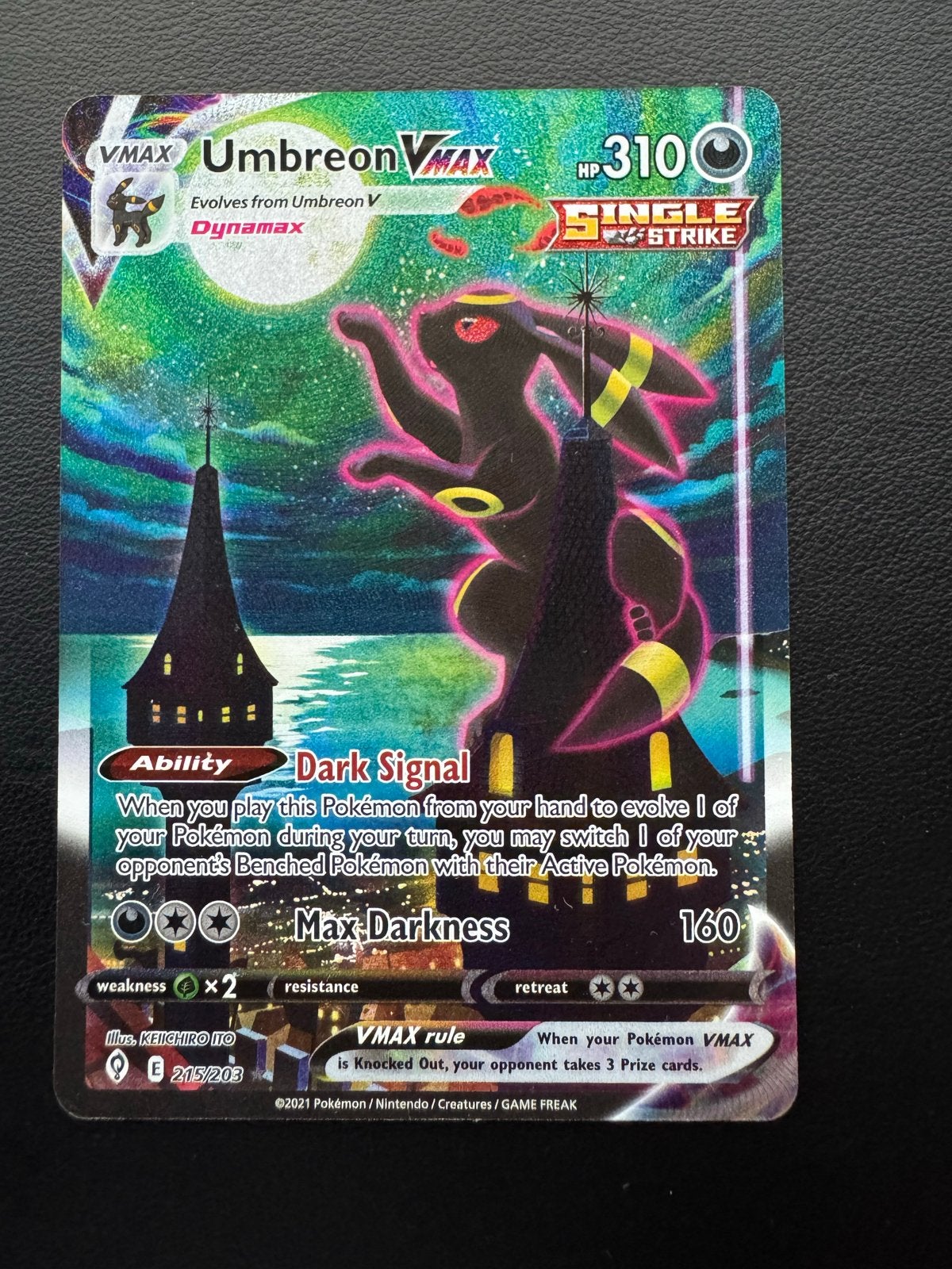 Umbreon VMAX Alt Art (215/203) Evolving Skies Pokémon Kaart, Ophalen, Zo goed als nieuw, Losse kaart