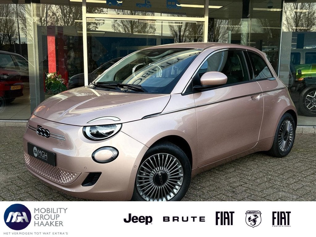 Fiat 500 La Prima 42 kWh | Camera | Carplay | Cruise control