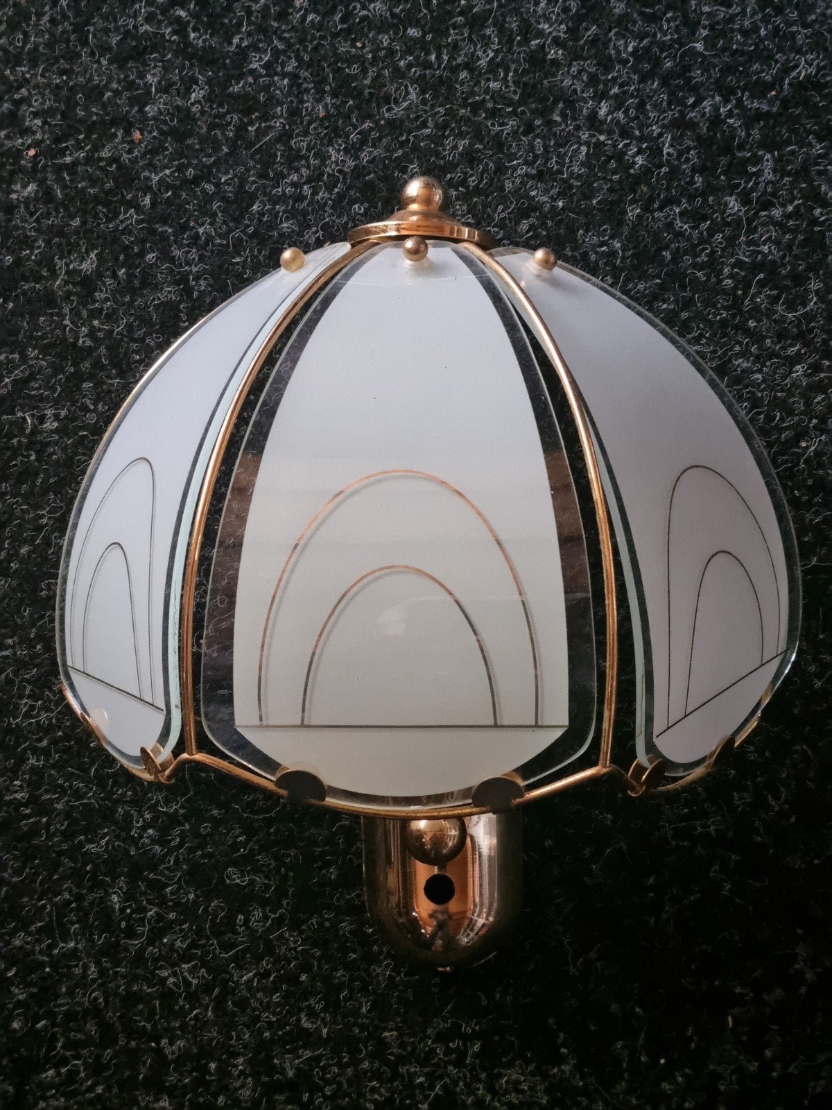 Vintage Wandlamp met Melkglas en Gouden Details, Ophalen of Verzenden