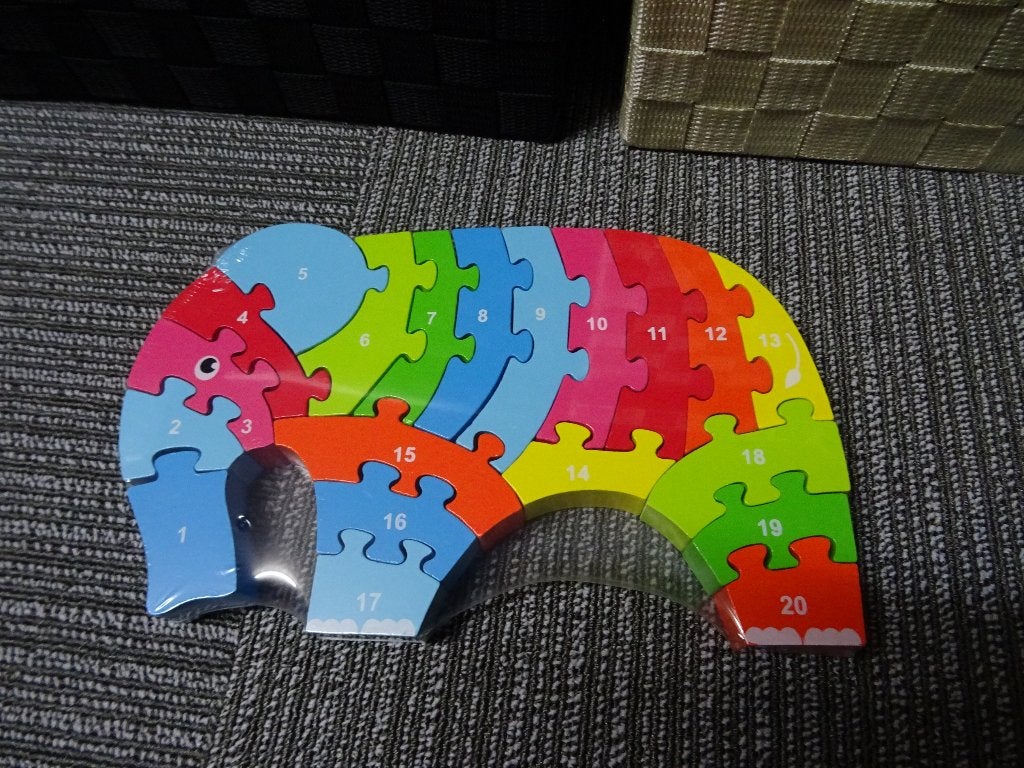 Houten puzzel van olifant - nieuw in folie, 10 tot 50 stukjes, Nieuw, Ophalen of Verzenden, Van hout