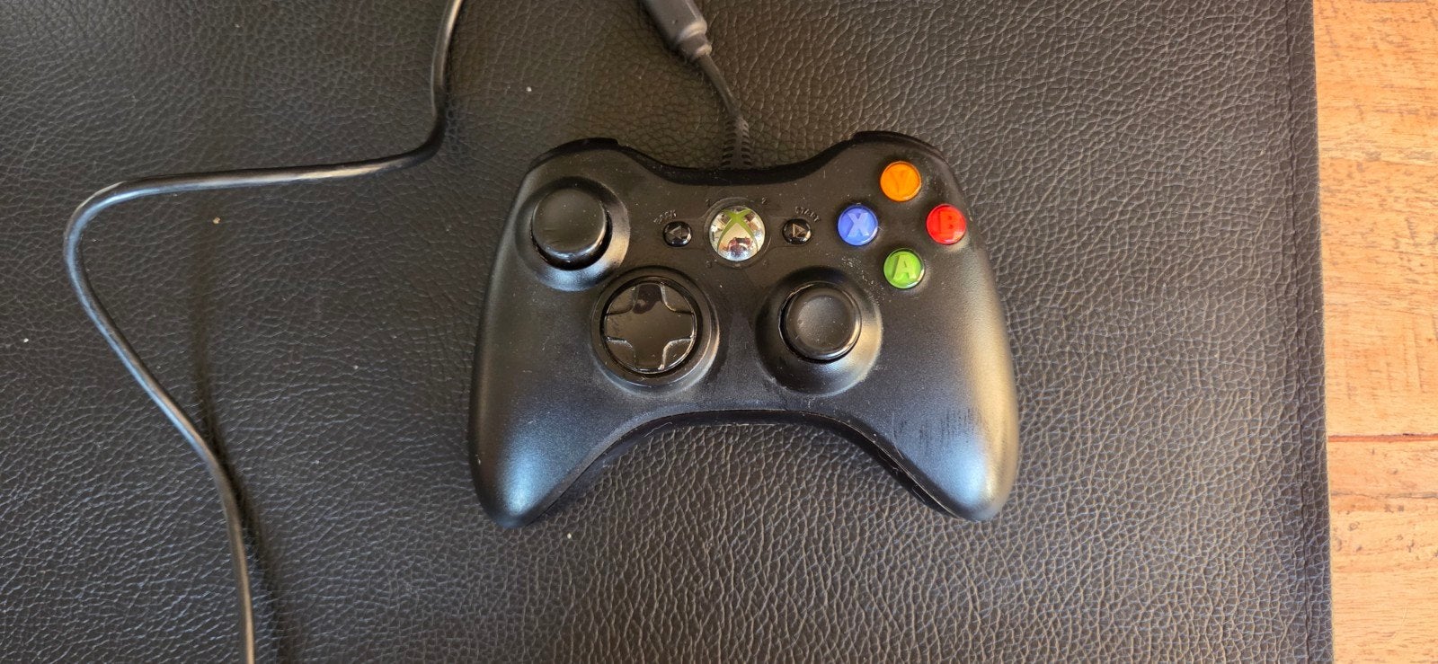 Bedrade Xbox 360 Controller met USB-aansluiting, Spelcomputers en Games, Spelcomputers | Xbox | Accessoires, Ophalen of Verzenden