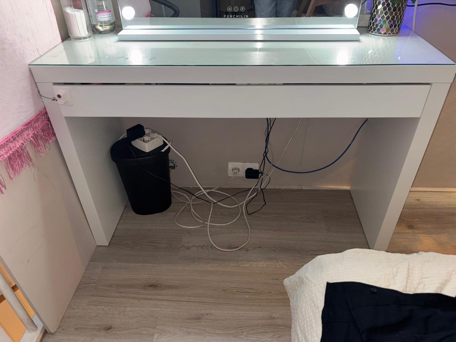 Make up tafel zonder spiegel, Ophalen, Gebruikt, 100 tot 150 cm, 50 tot 100 cm