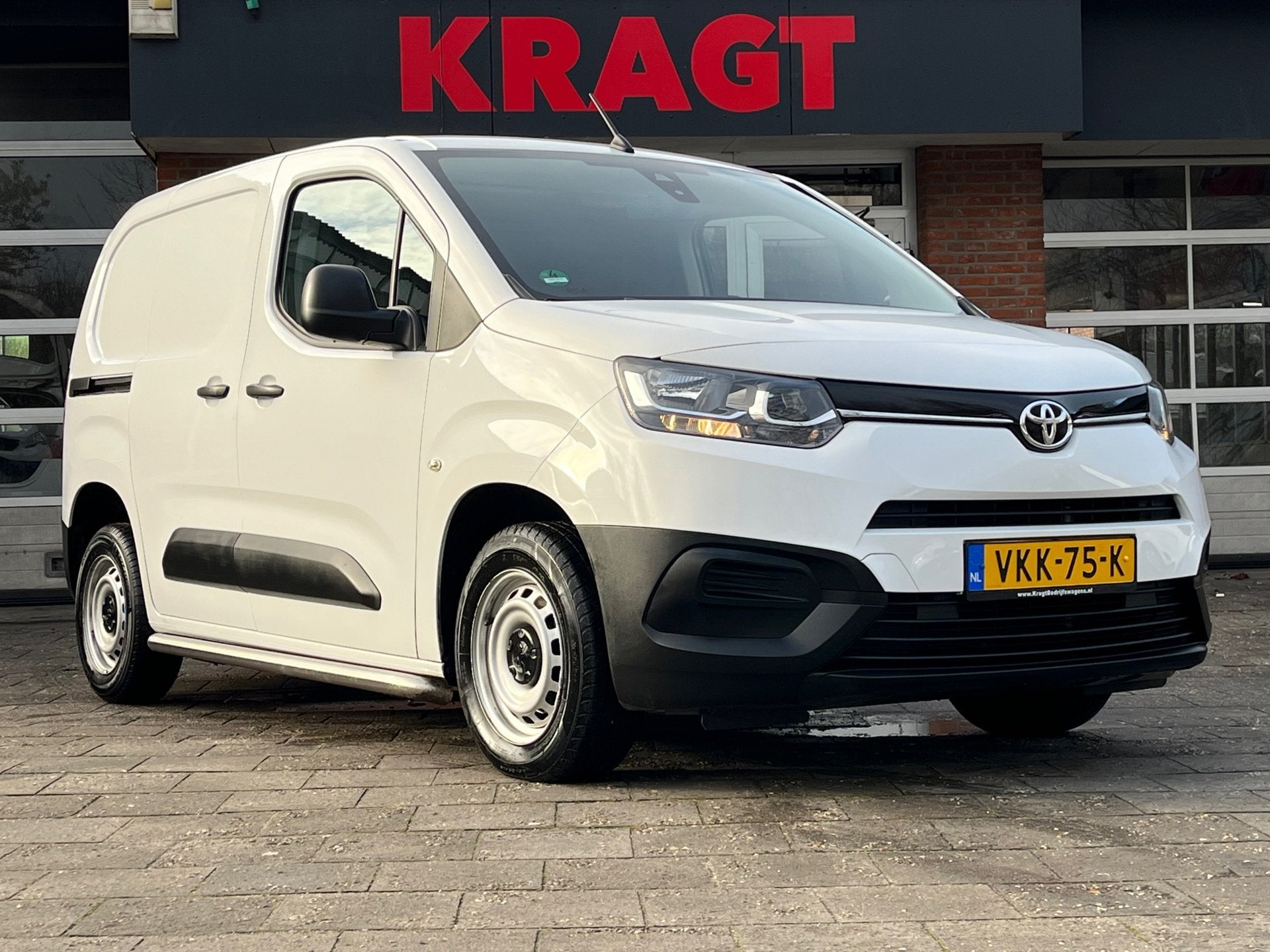 Toyota PROACE CITY 1.5 D-4D Cool Comfort|EURO6|airconditioni, Auto's, Voorwielaandrijving, Dealer onderhouden, Stof, Gebruikt
