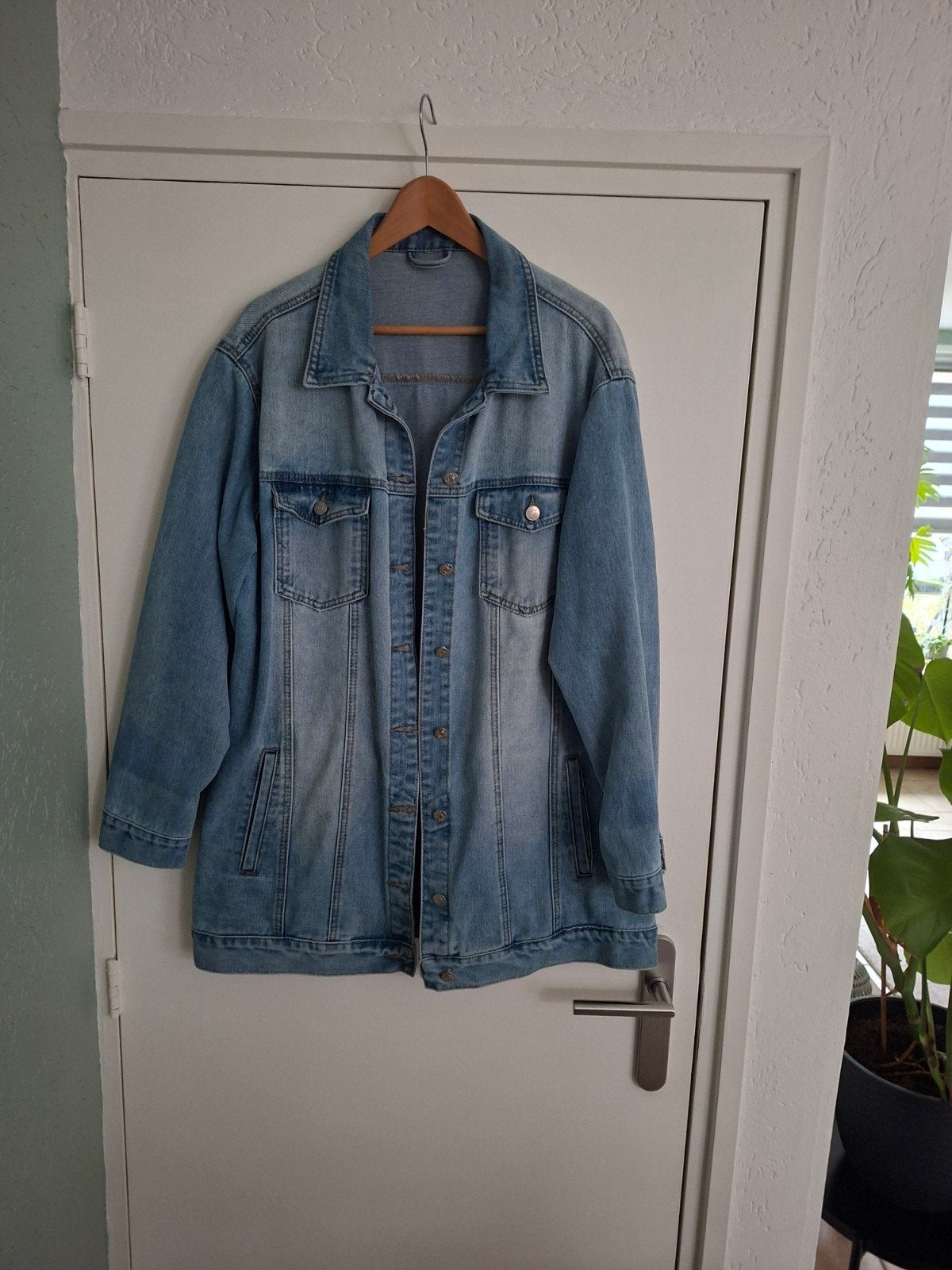 Lange spijkerjas met knopen - Maat xl, Blauw, Maat 46/48 (XL) of groter, Ophalen of Verzenden, Onbekend