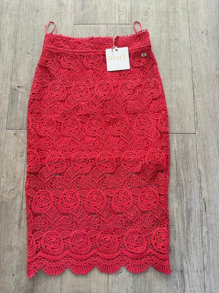 Nieuwe JOSH V rok mt. M - Koraalrood kant, Maat 38/40 (M), Nieuw, Ophalen of Verzenden, Knielengte