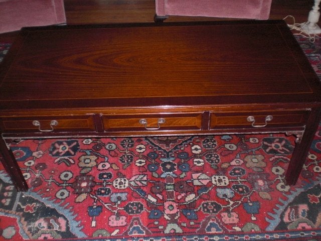 Antieke brede salontafel 6 laden gelakt hout Engelse stijl, Antiek en Kunst, Ophalen