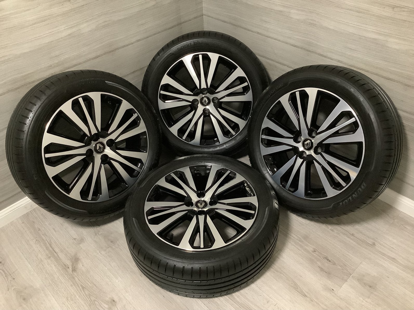 Renault CAPTUR I initiale Paris origineel velgen zomerbanden, Auto-onderdelen, Banden en Velgen, Banden en Velgen, Nieuw, 17 inch