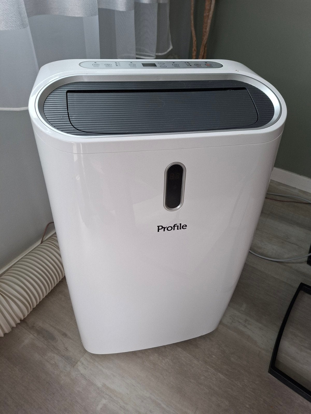 Mobiele airco Profile 15000 btu/u, Ophalen, Timer, 3 snelheden of meer, Zo goed als nieuw