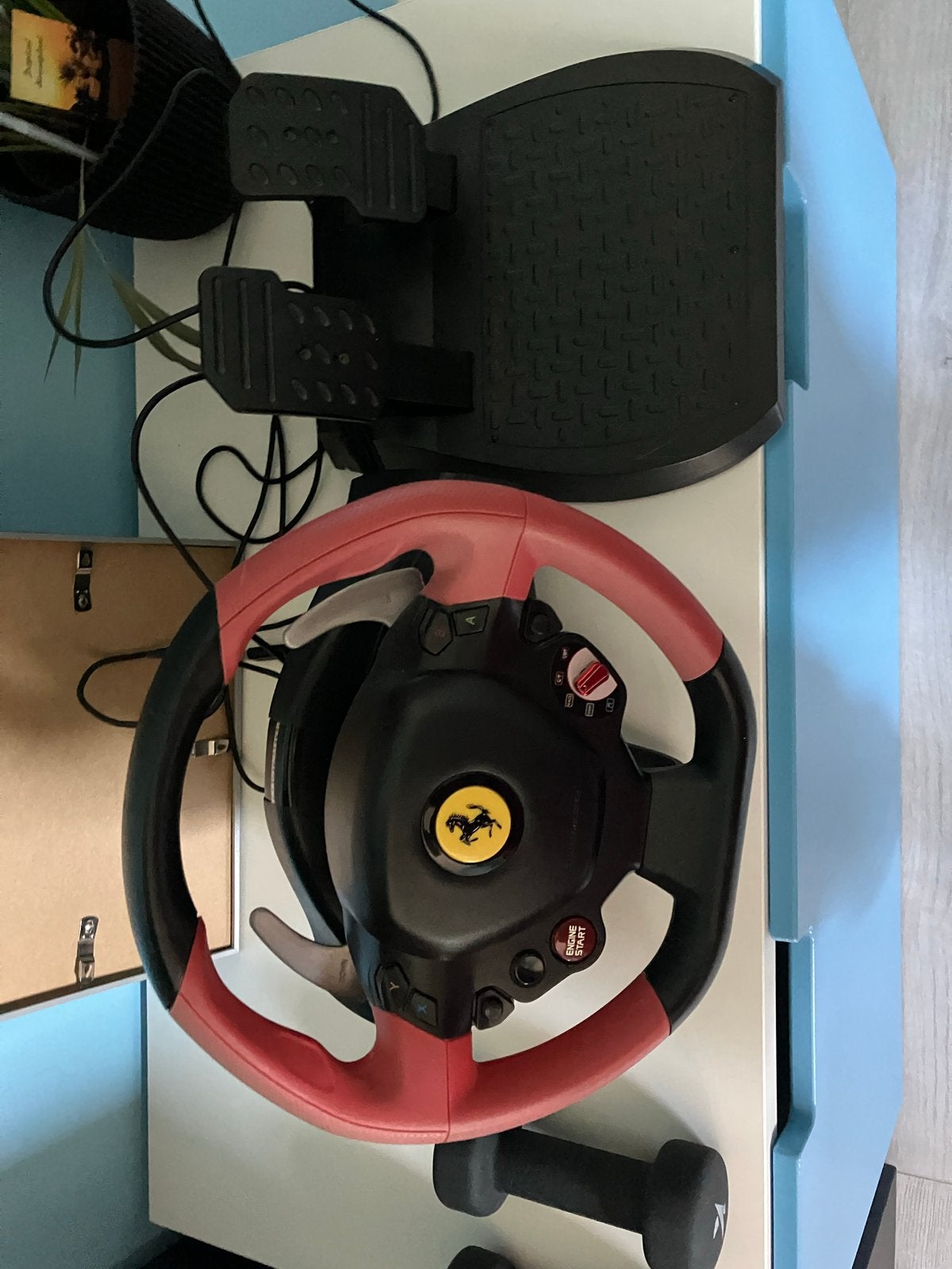 Ferrari racestuur met pedalen, Gebruikt, 1 speler, Racen en Vliegen, Ophalen of Verzenden