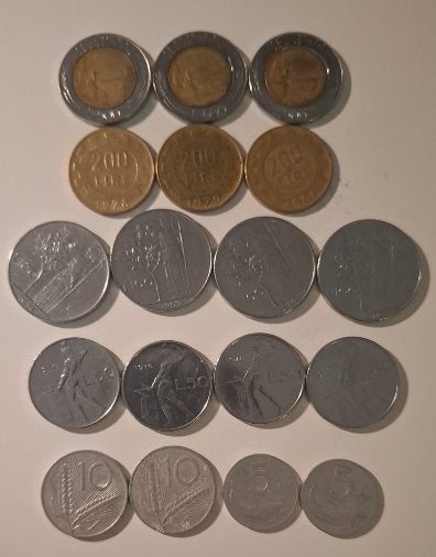 Set Italiaanse Lires, Ophalen of Verzenden, Italië, Setje