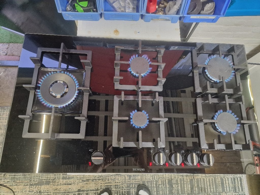 TE koop siemens kookplaat op butaan propaan  met wokbrander, Witgoed en Apparatuur, Ophalen of Verzenden, Zo goed als nieuw, Inbouw