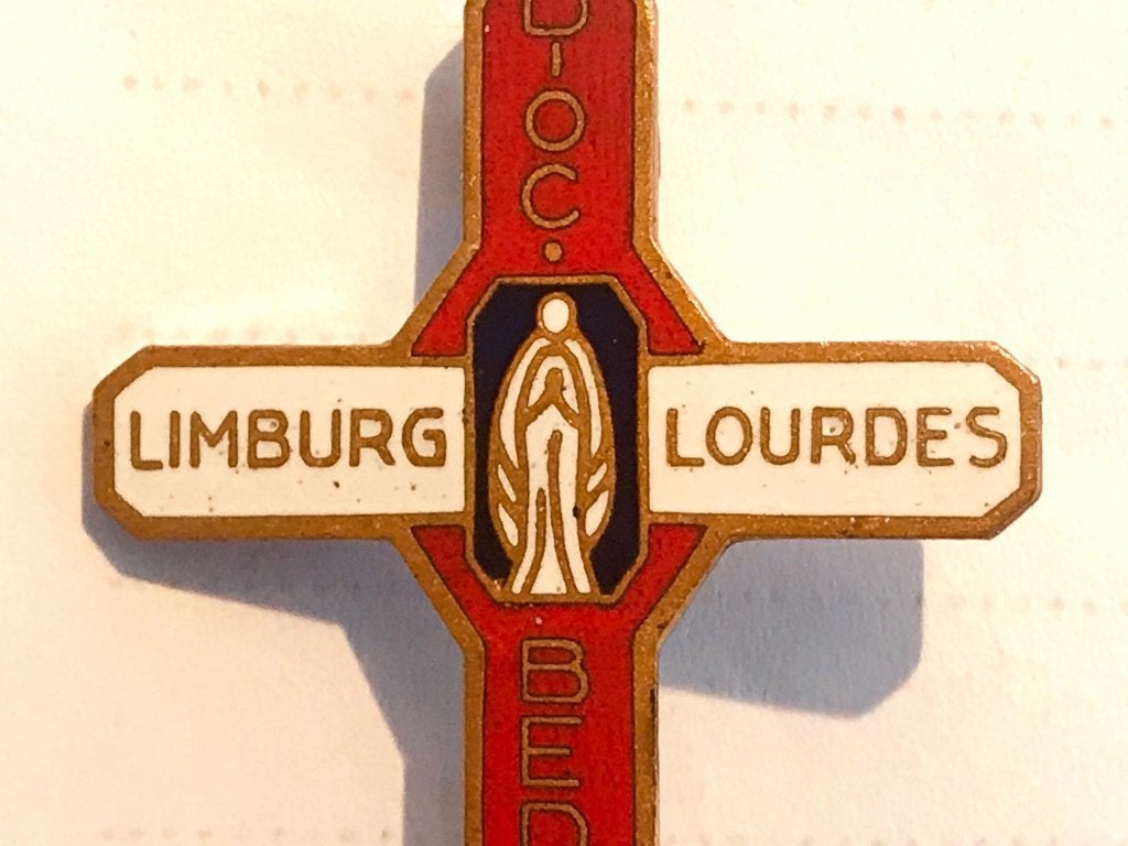 vintage Lourdes kruisje roche, Ophalen of Verzenden, Gebruikt