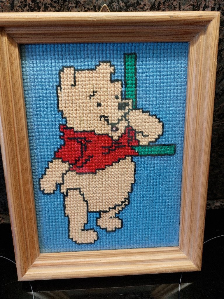 Borduursel Winnie the Pooh in een mooi lijstje, Ophalen, Winnie de Poeh of vrienden, Zo goed als nieuw, Beeldje of Figuurtje