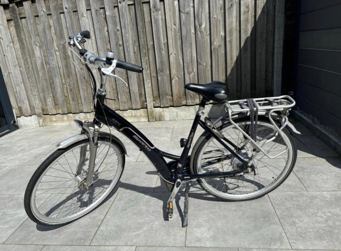 Elektrische fiets met defect, Fietsen en Brommers, Fietsen | Dames | Damesfietsen, Sparta, Velgrem, Ophalen of Verzenden, 53 tot 56 cm