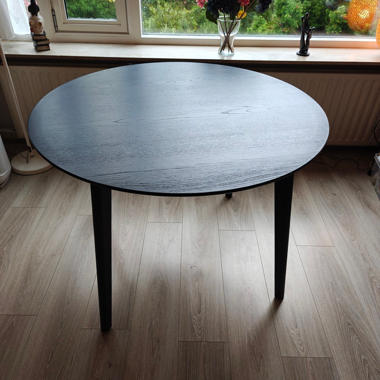 Ikea Lisabo ronde tafel in perfecte staat, Rond, Ophalen of Verzenden, Zo goed als nieuw, Modern