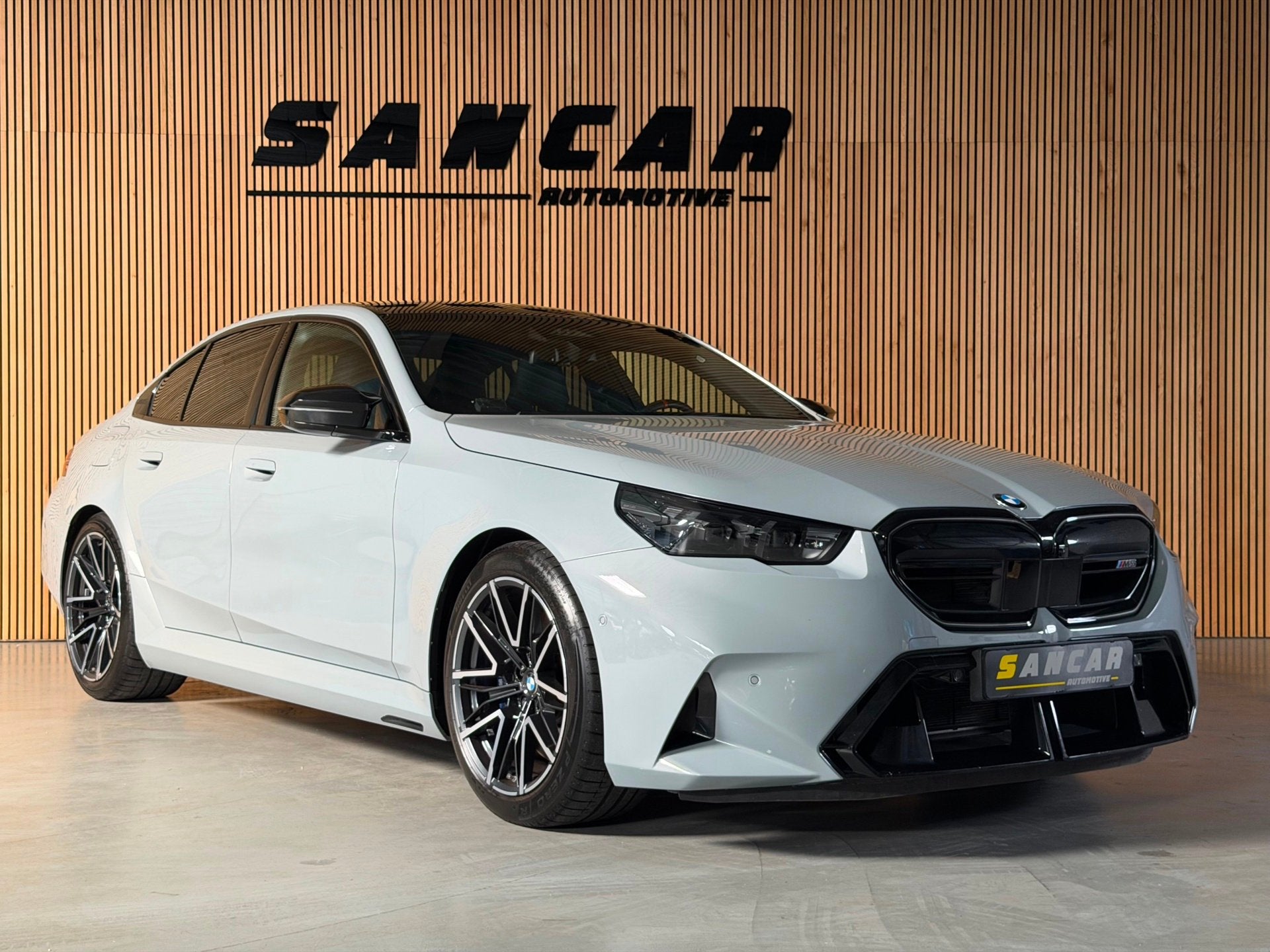 BMW 5-serie M5 - 5 serie 727 PK PANO| Bowers & Wilkins| M- D, Auto's, Automaat, Gebruikt, 2000 kg, 4395 cc
