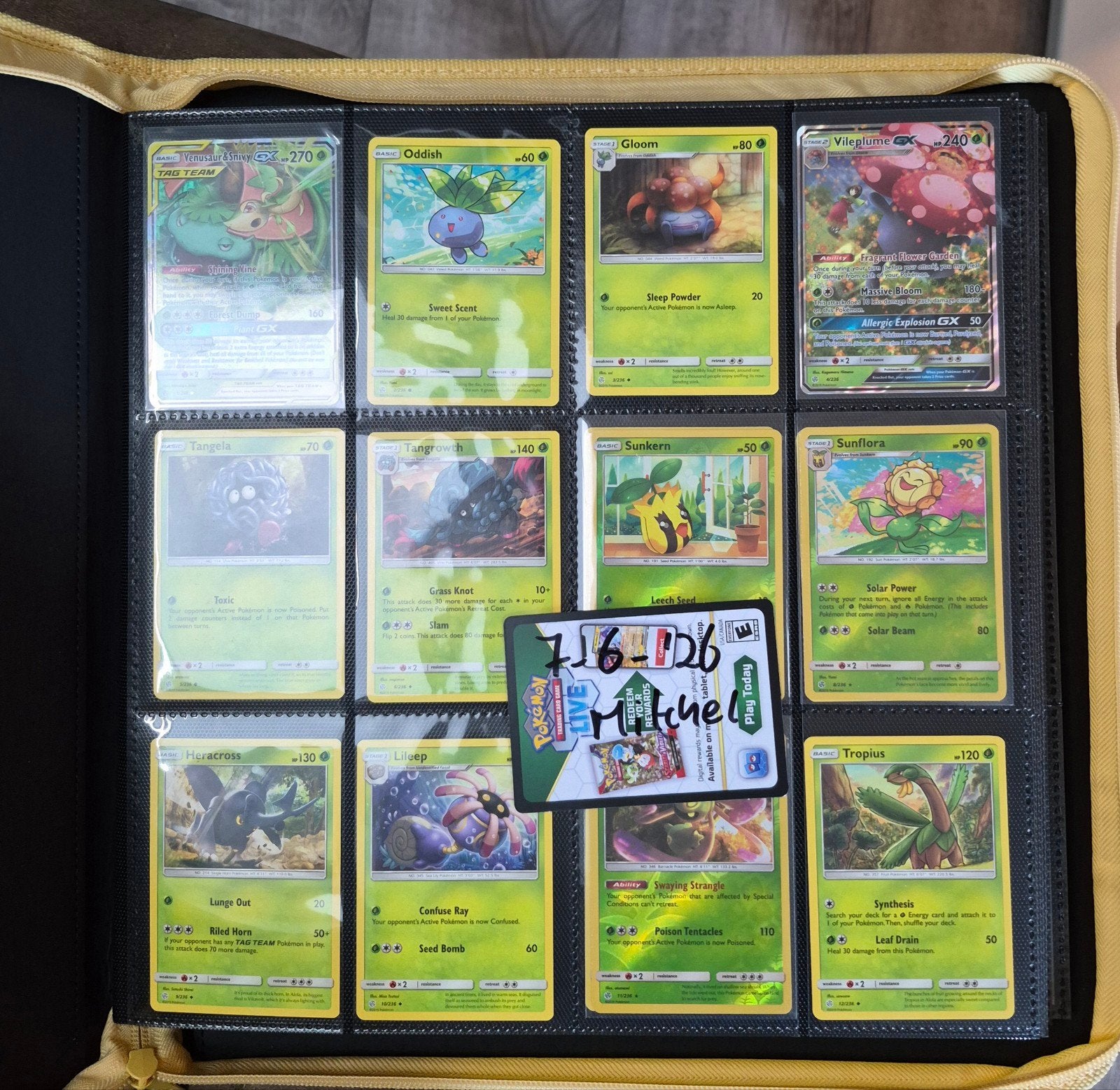 Pokemon Cosmic Eclipse, Ophalen of Verzenden, Zo goed als nieuw, Meerdere kaarten