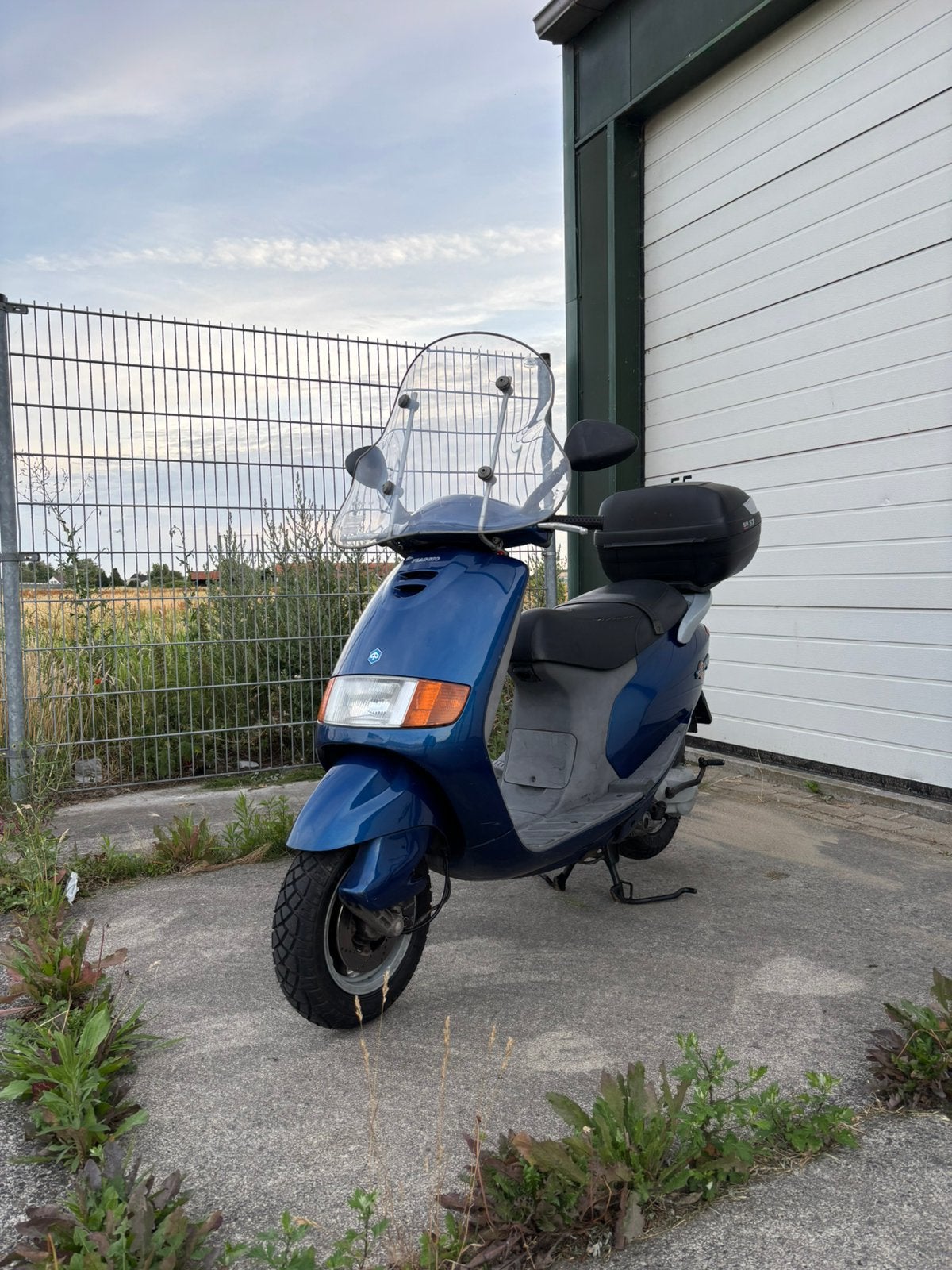 Piaggio sfera 125, Ophalen, Zo goed als nieuw, Benzine, Zip