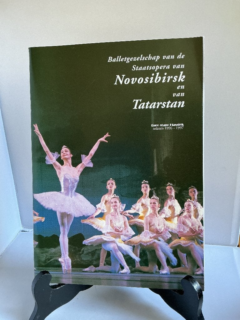 Staatsopera van Novosibirsk en Tatarstan 1997  # Programma +, Boeken, Ophalen of Verzenden, Zo goed als nieuw, Ballet of Musical
