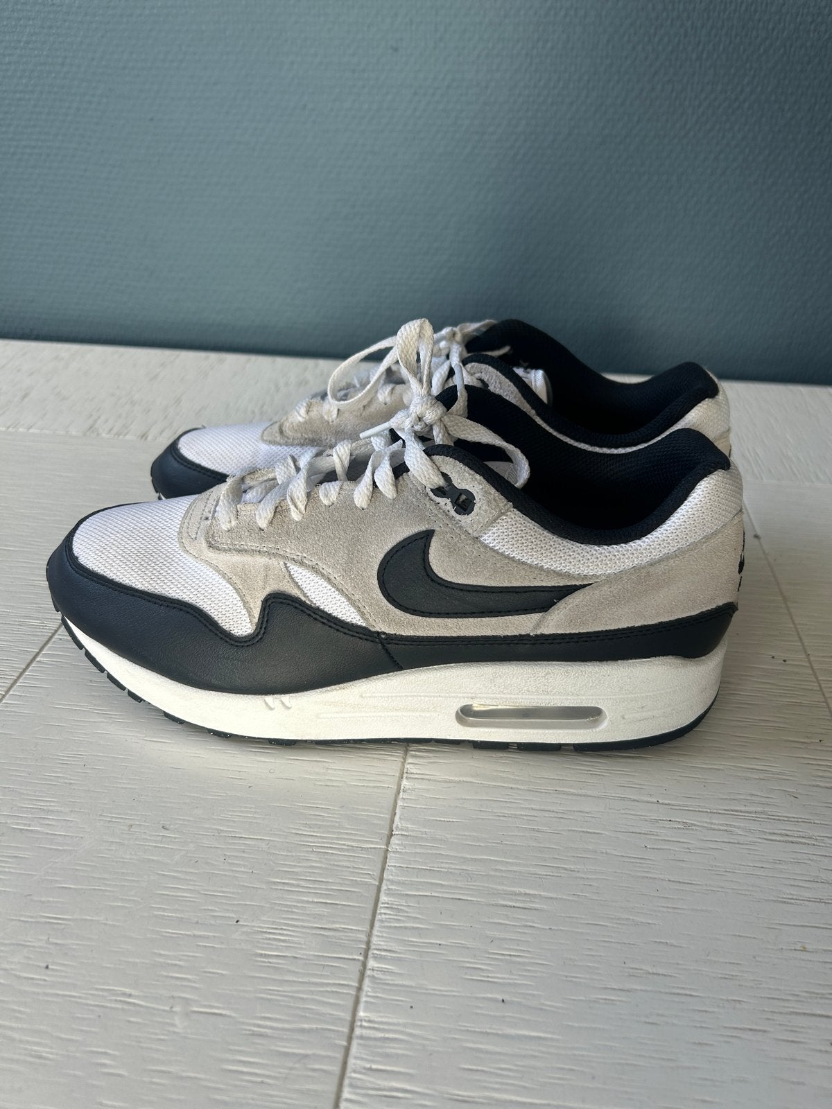 Nike Air Max 1 sneakers - Maat 42 - Nieuwstaat, Kleding | Heren, Verzenden, Nieuw, Zwart, Sneakers of Gympen
