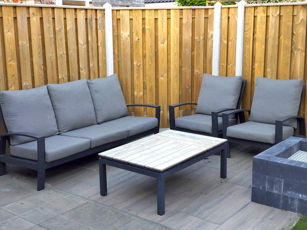 Luxe tuinset van Tierra Outdoor met bank, stoelen en tafel, Ophalen, 5 zitplaatsen, Aluminium, Zo goed als nieuw