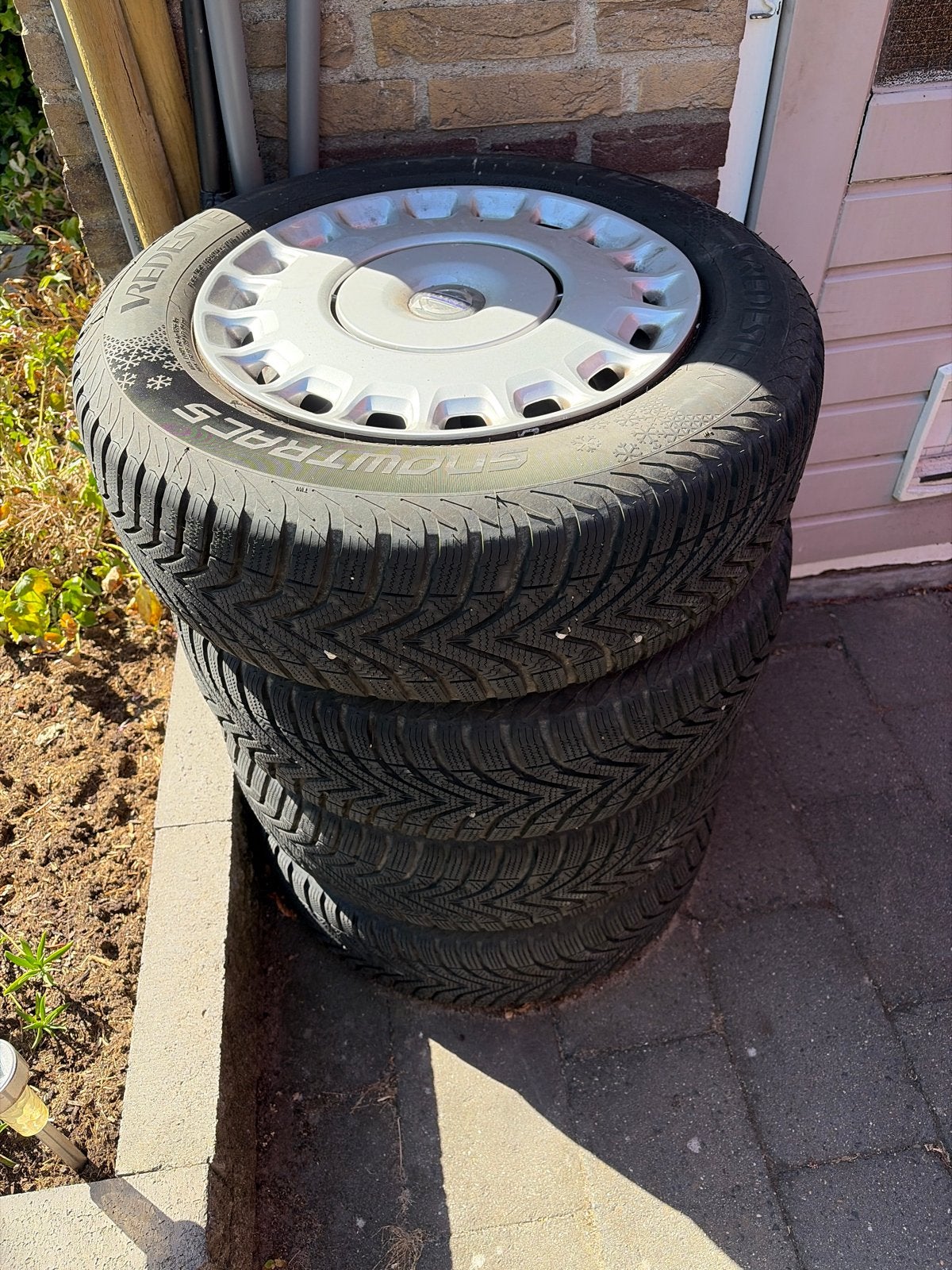 Vredestein Snowtrac winterbanden met velgen - 14 inch, Ophalen, Gebruikt