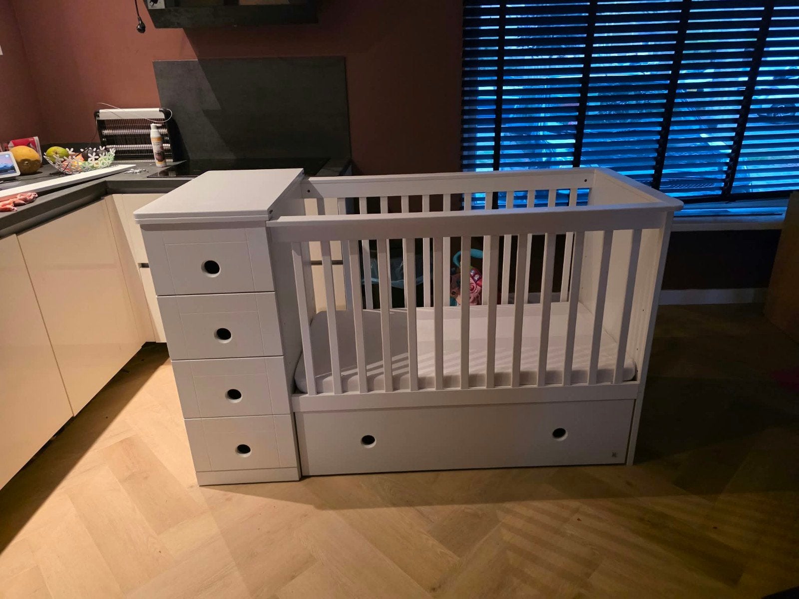 3-in-1 Ledikant met Commode en Lades, Ophalen, Zo goed als nieuw, Ledikant