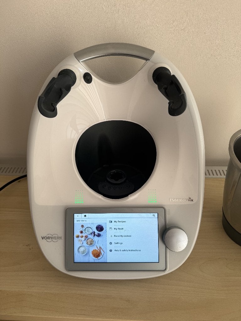 Thermomix TM6 + accessoires – zo goed als nieuw, 4 liter of meer, Ophalen, Zo goed als nieuw, 3 snelheden of meer