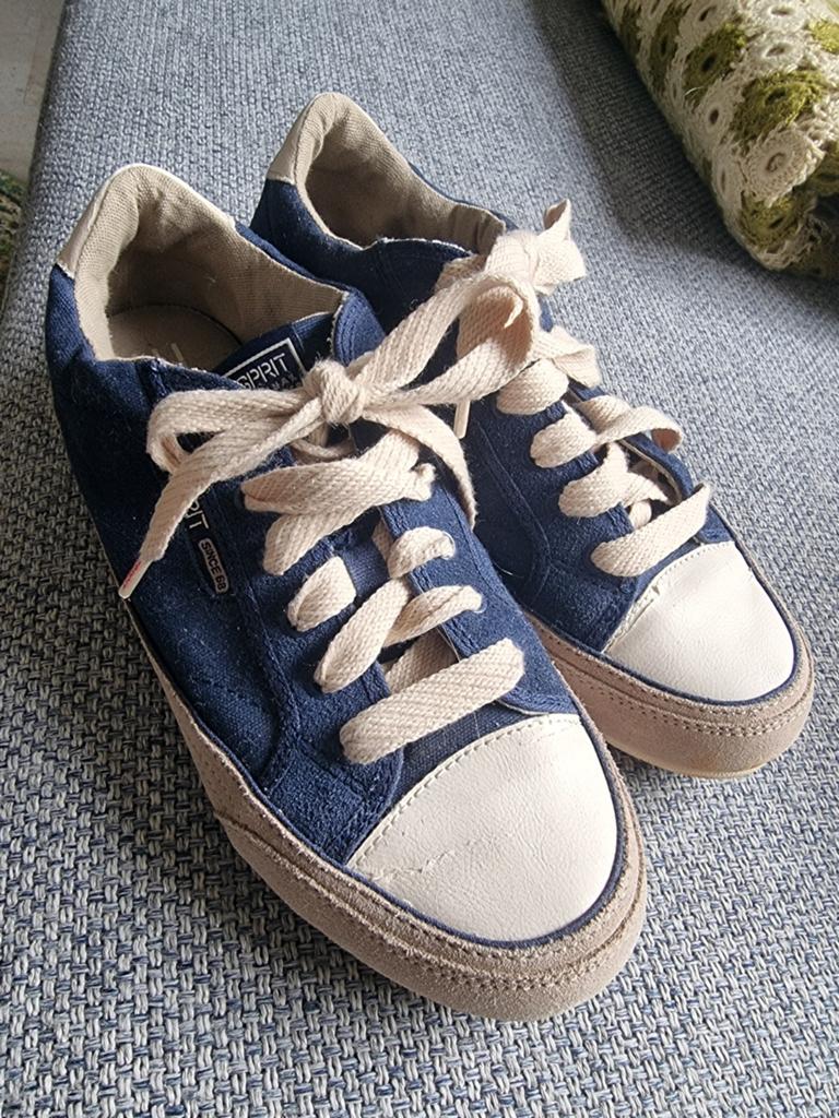 Esprit sneakers maat 38 / 39, Ophalen of Verzenden, Zo goed als nieuw, Sneakers of Gympen