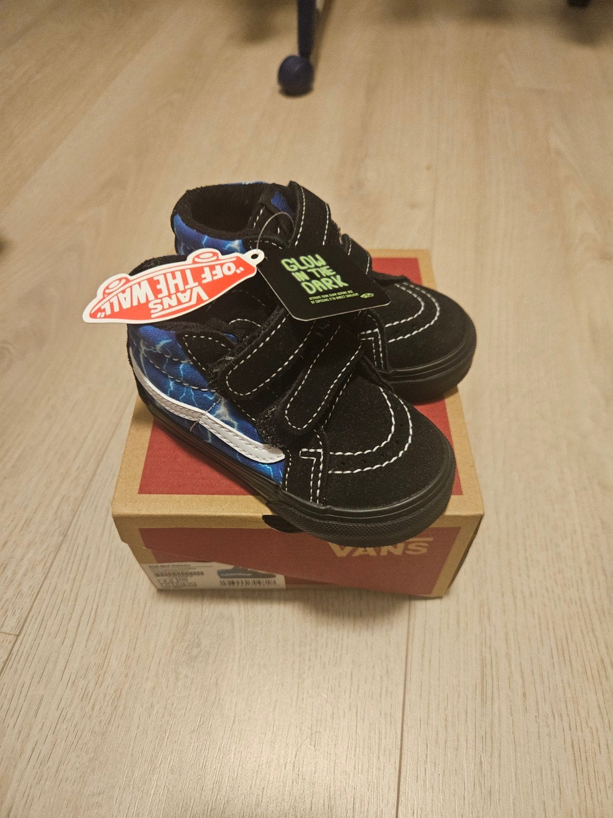 Vans Sk8-Mid Reissue Glow in the Dark - Maat 20 Nieuw, Ophalen of Verzenden, Nieuw, Vans, Jongen of Meisje