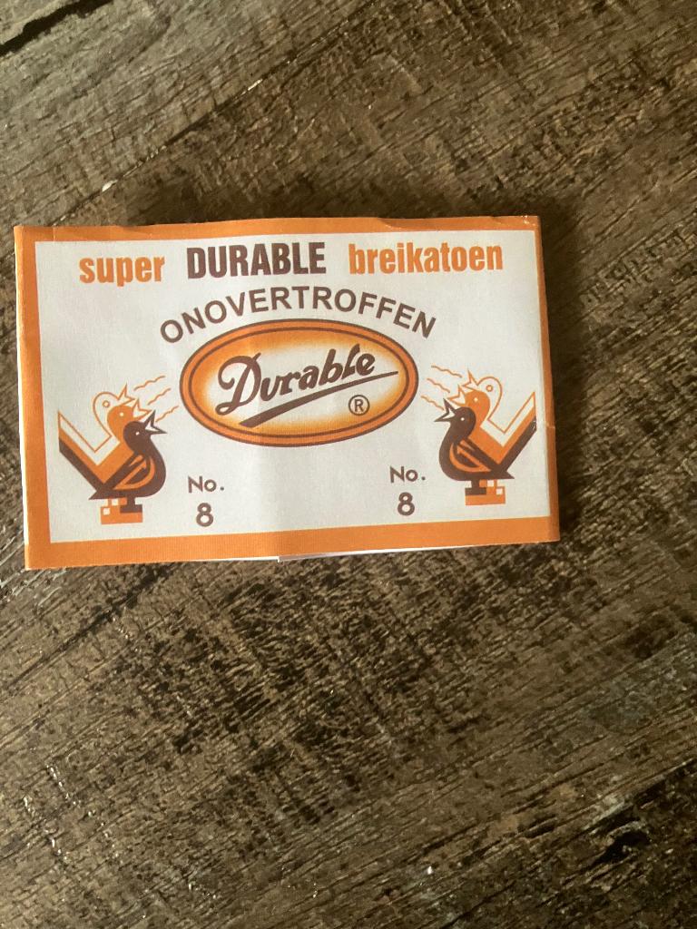 Gezocht: Durable breikatoen nr.8, Hobby en Vrije tijd, Breien en Haken, Ophalen of Verzenden, Nieuw, Haken, Patroon of Boek