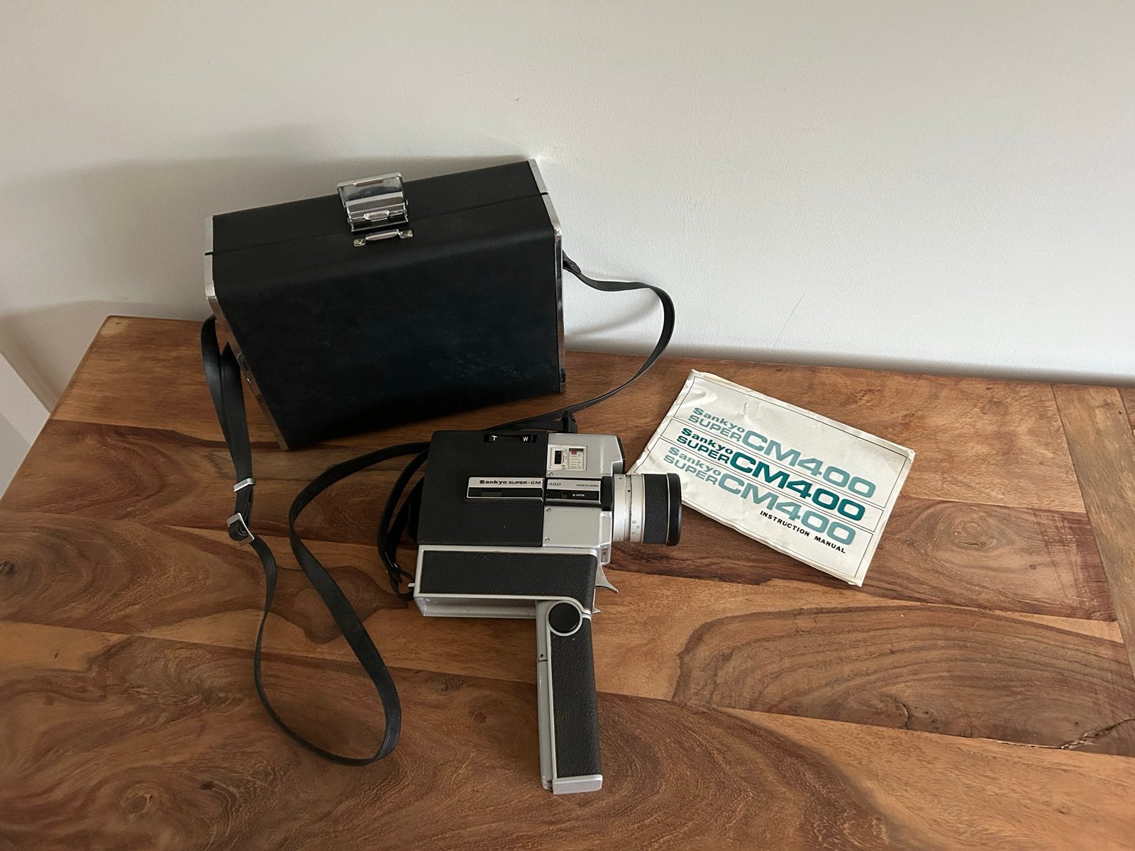 Vintage Sankyo Super CM 400 8mm filmcamera met tas en handle, Ophalen of Verzenden, 8mm, Camera