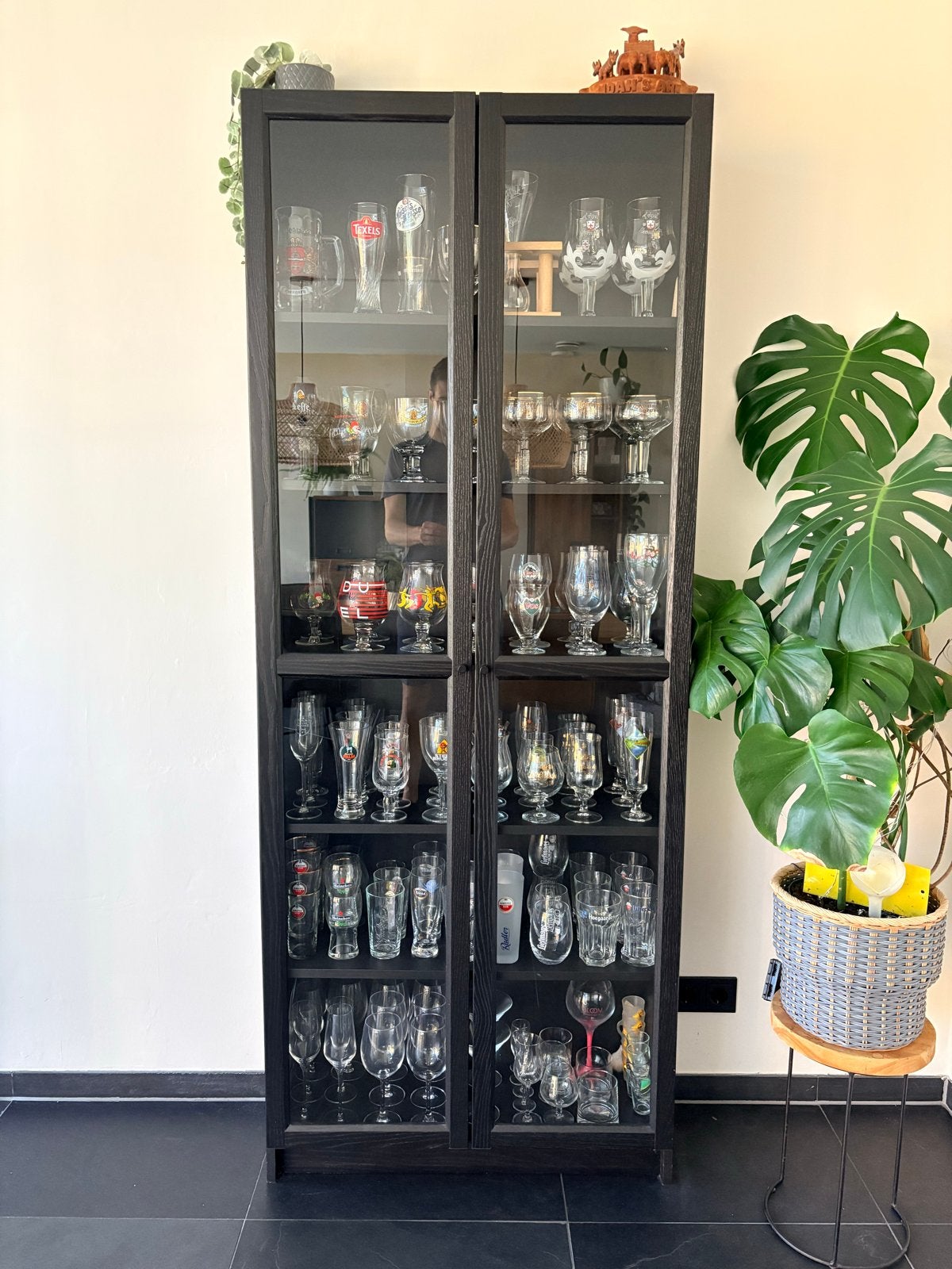 IKEA Billy kast met glazen deuren - Zo goed als nieuw, Huis en Inrichting, Kasten | Boekenkasten, 200 cm of meer, Zo goed als nieuw