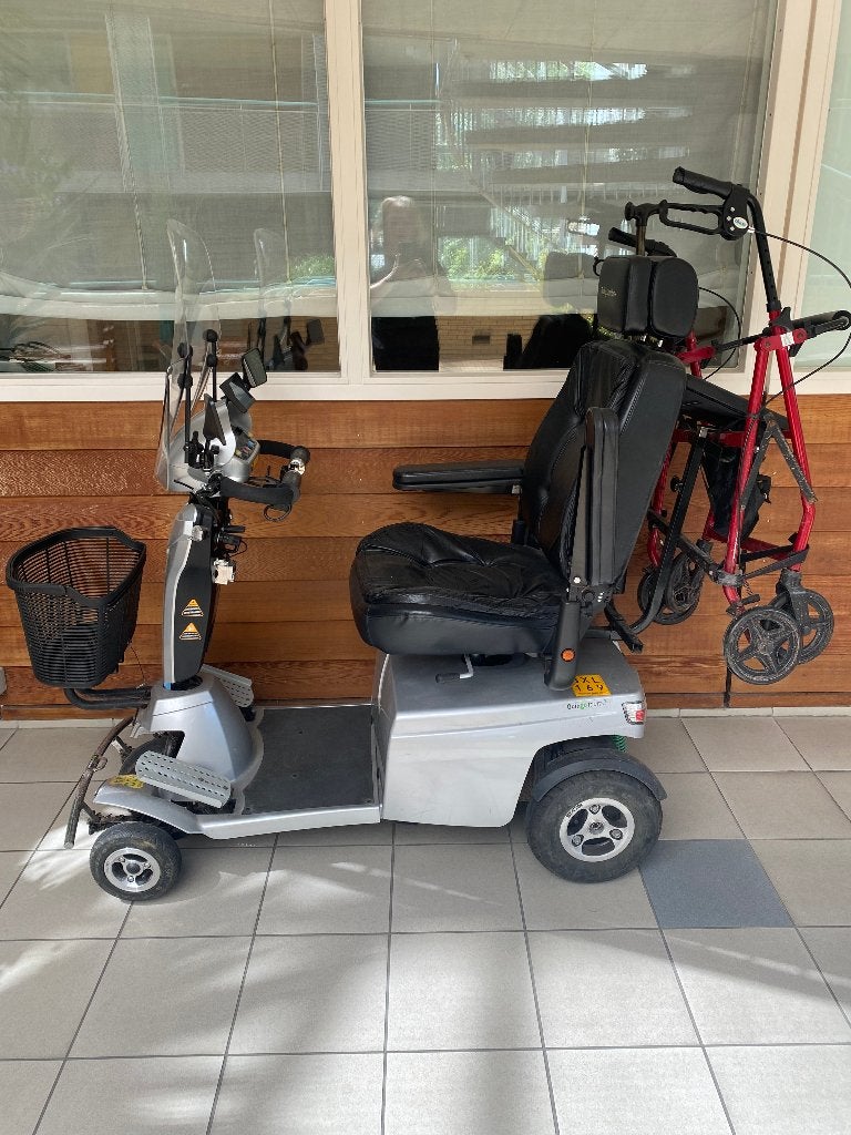 Quingo Toura 2 scootmobiel, Diversen, Ophalen, 16 km/u of meer, 46 km of meer, Quingo