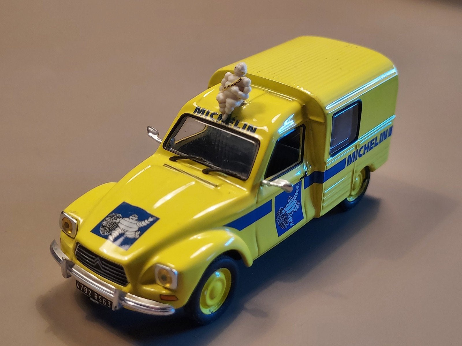 Citroën Acadiane 1:43 Michelin 1:43 Altaya, Ophalen of Verzenden, Gebruikt, Auto, Overige merken