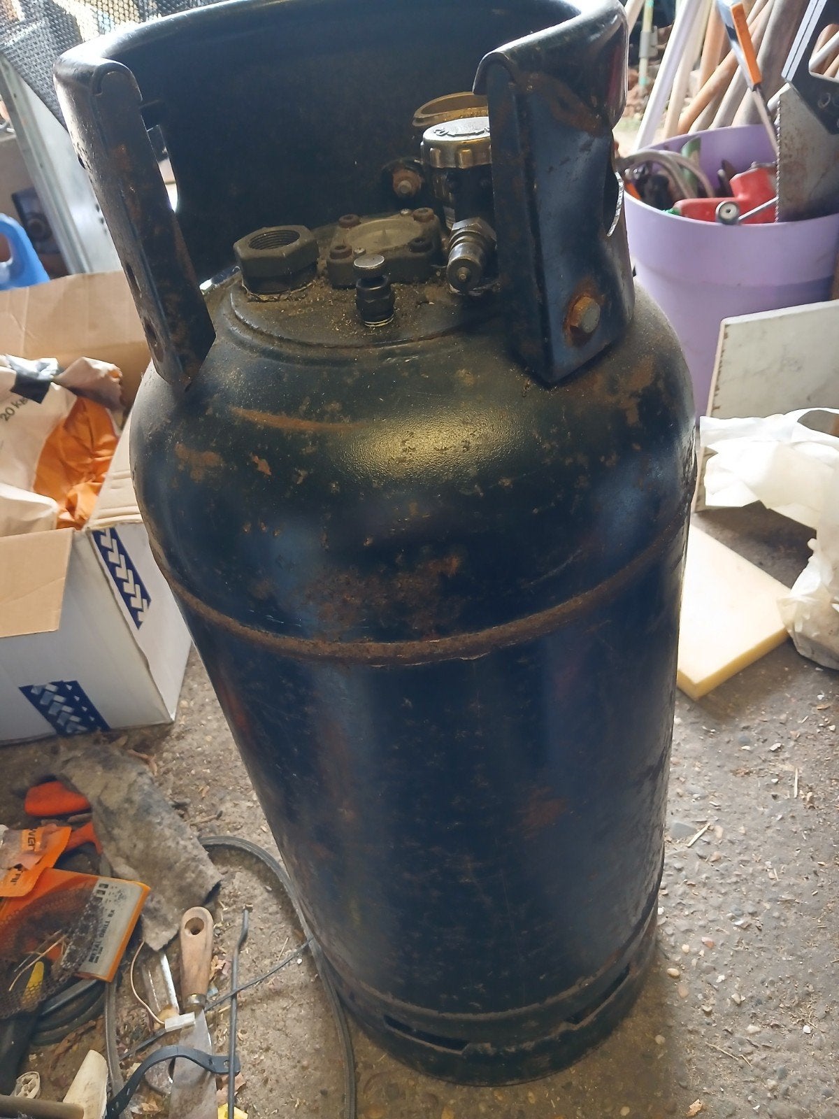 Heftruck gas flessen 2 stuks., Ophalen, Gebruikt