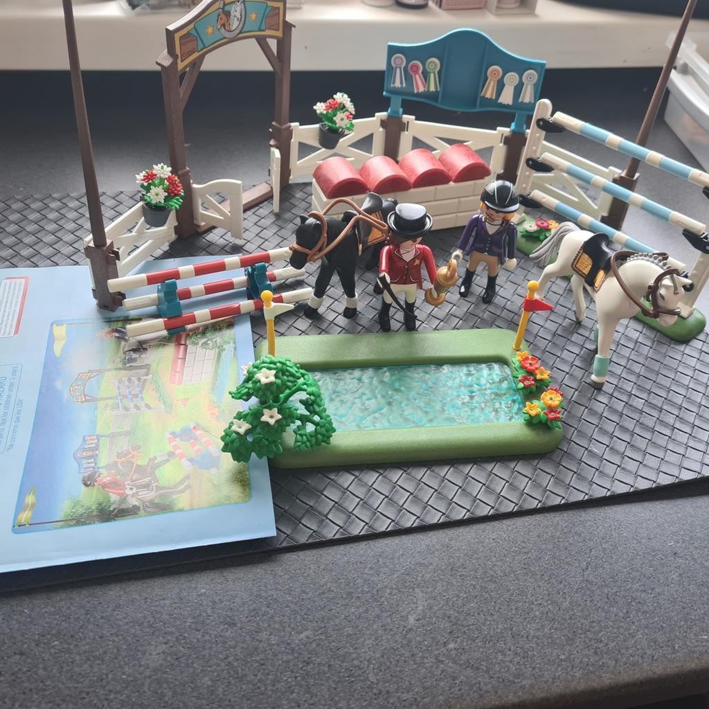 Playmobil Paardenwedstrijd set (6930), Ophalen of Verzenden, Zo goed als nieuw, Complete set
